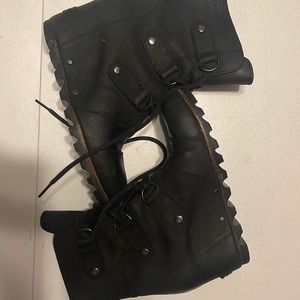 Sorel wedge black ex 6
